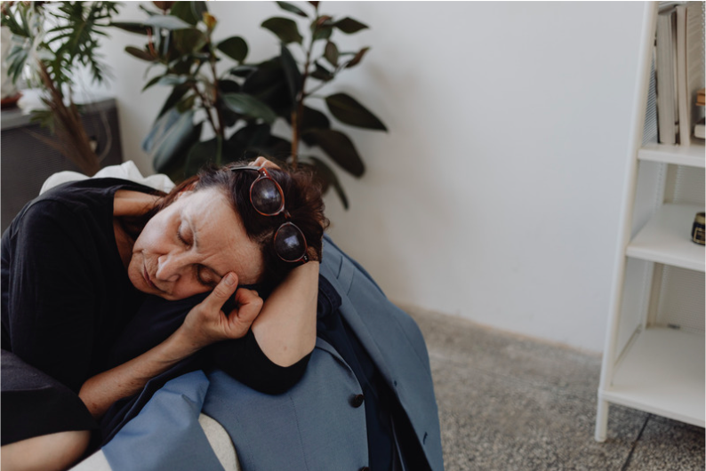 How to Be a Caregiver to a Parent When the Past Still Hurts